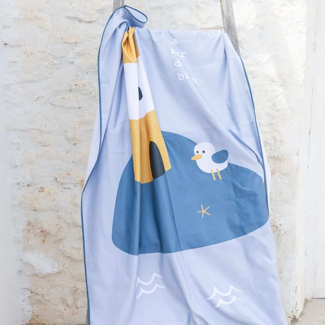 Saro Baby® Brisača za plažo iz mikrovlaken Navy Hugs Saro Baby