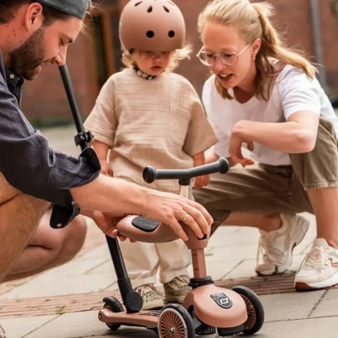 Scoot & Ride® Highwaykick 1 – Draisinne & Trottinette 2-en-1 Mocha