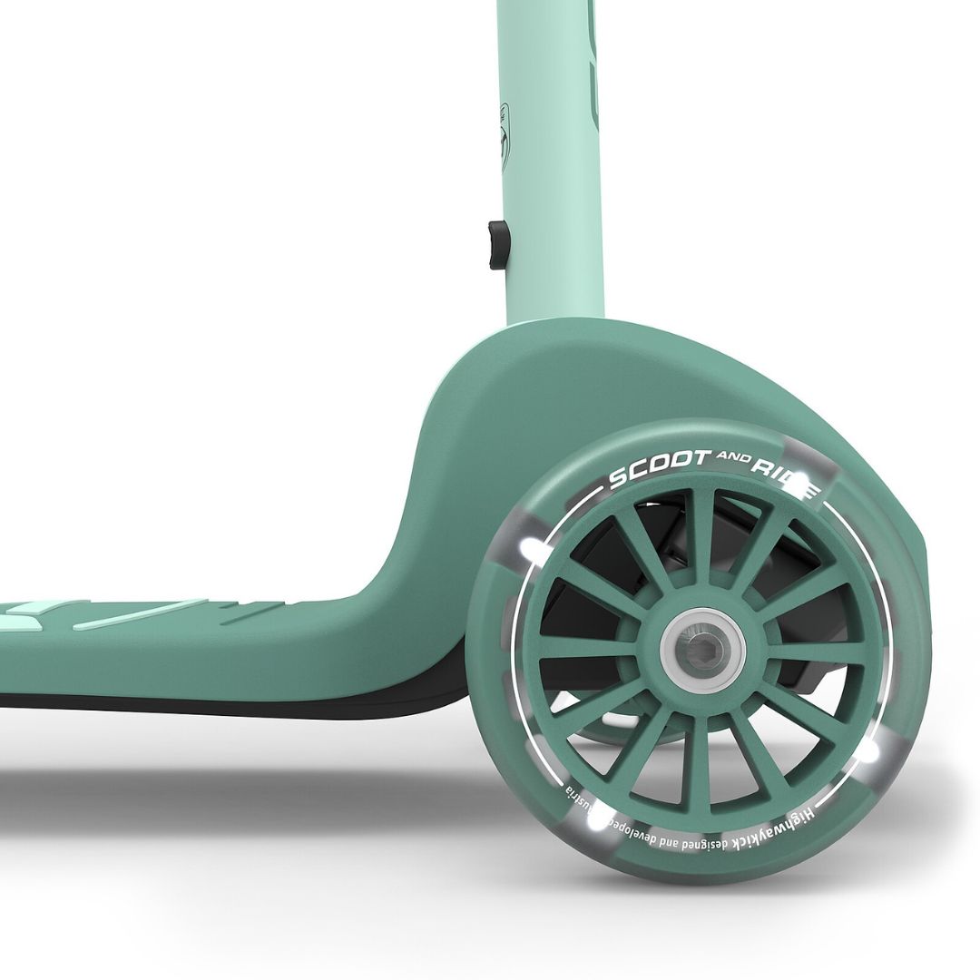 Scoot & Ride® Otroški skiro Highwaykick 3S Forest Scoot & Ride