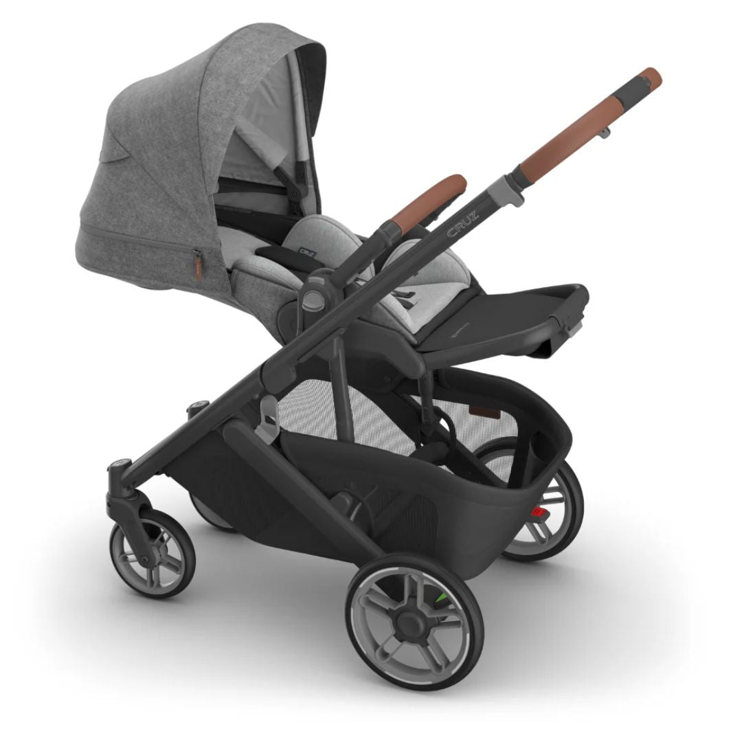 UPPAbaby® Otroški voziček Cruz V3 Greyson + GRATIS lupinica MESA I-SIZE 0+ Gregory UPPAbaby
