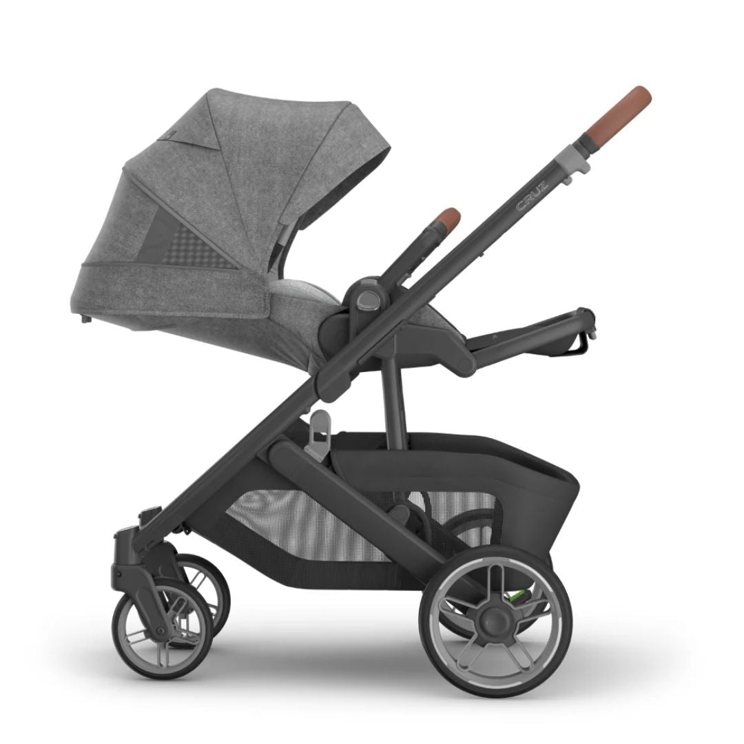 UPPAbaby® Otroški voziček Cruz V3 Greyson + GRATIS lupinica MESA I-SIZE 0+ Gregory UPPAbaby