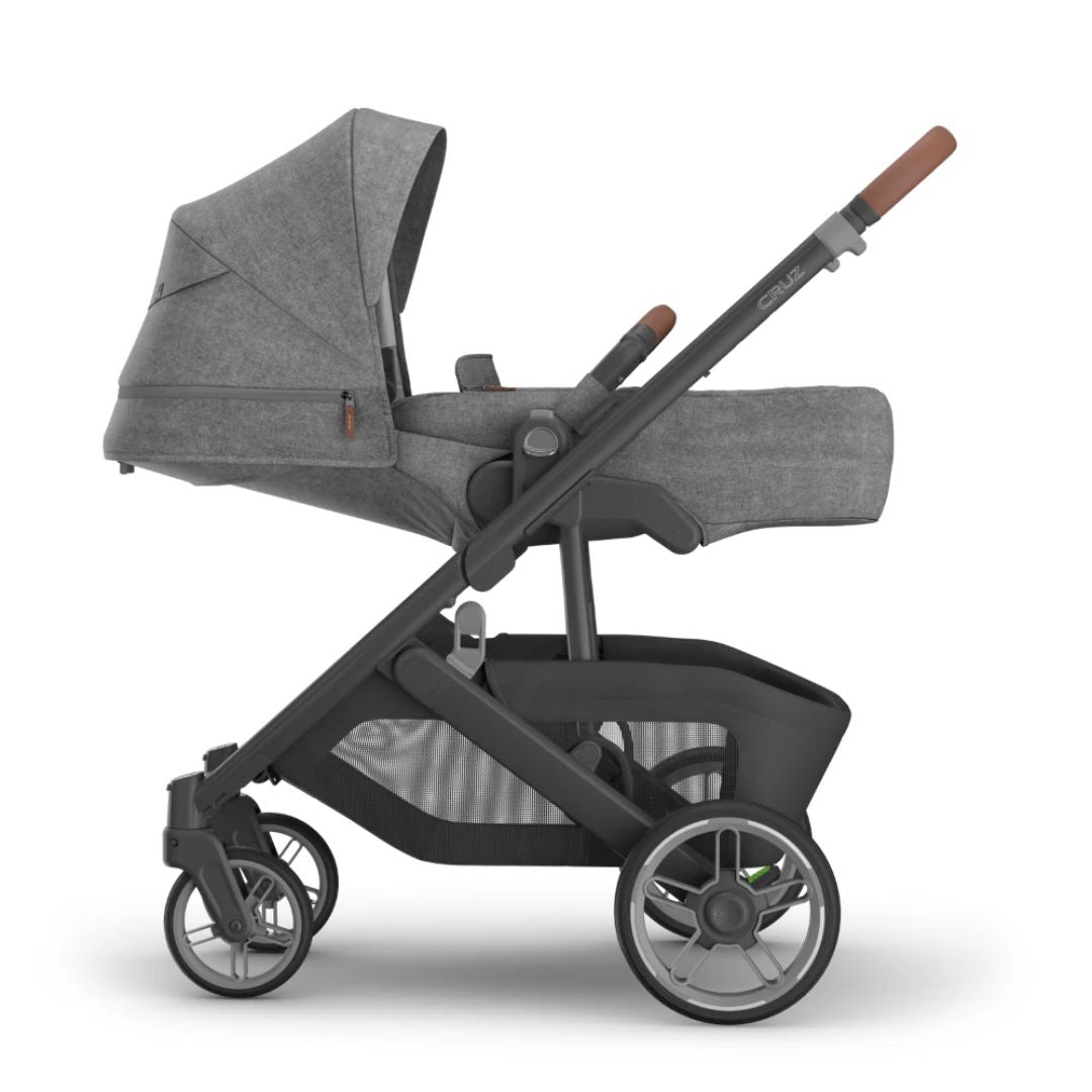 UPPAbaby® Otroški voziček Cruz V3 Greyson + GRATIS lupinica MESA I-SIZE 0+ Gregory UPPAbaby