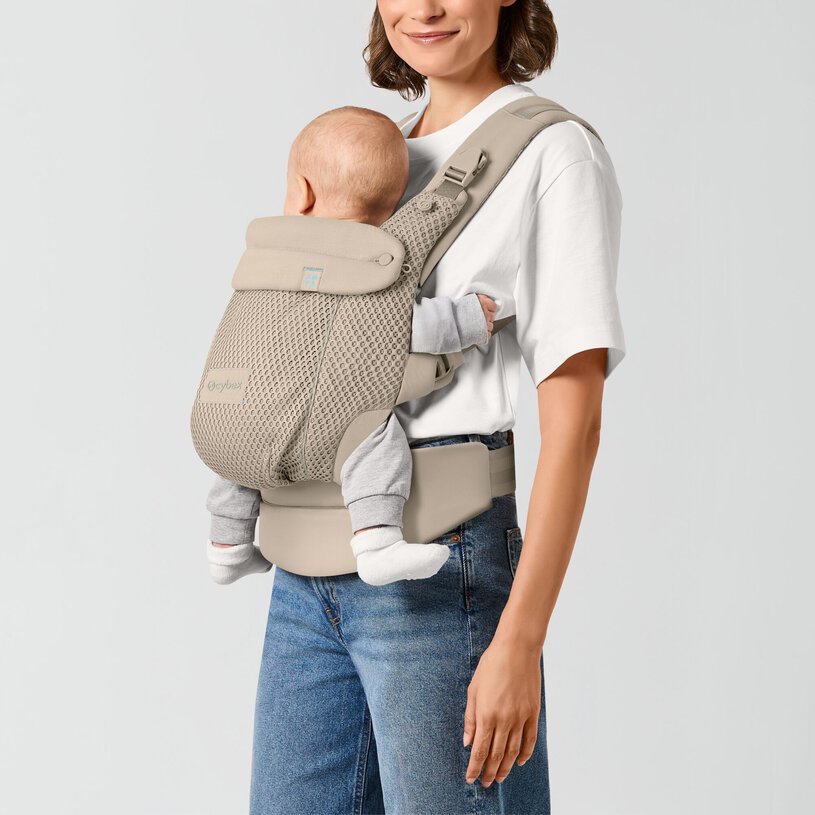 Cybex® Ergonomska nosilka Amya™ (3,2-15 kg) Almond Beige Cybex