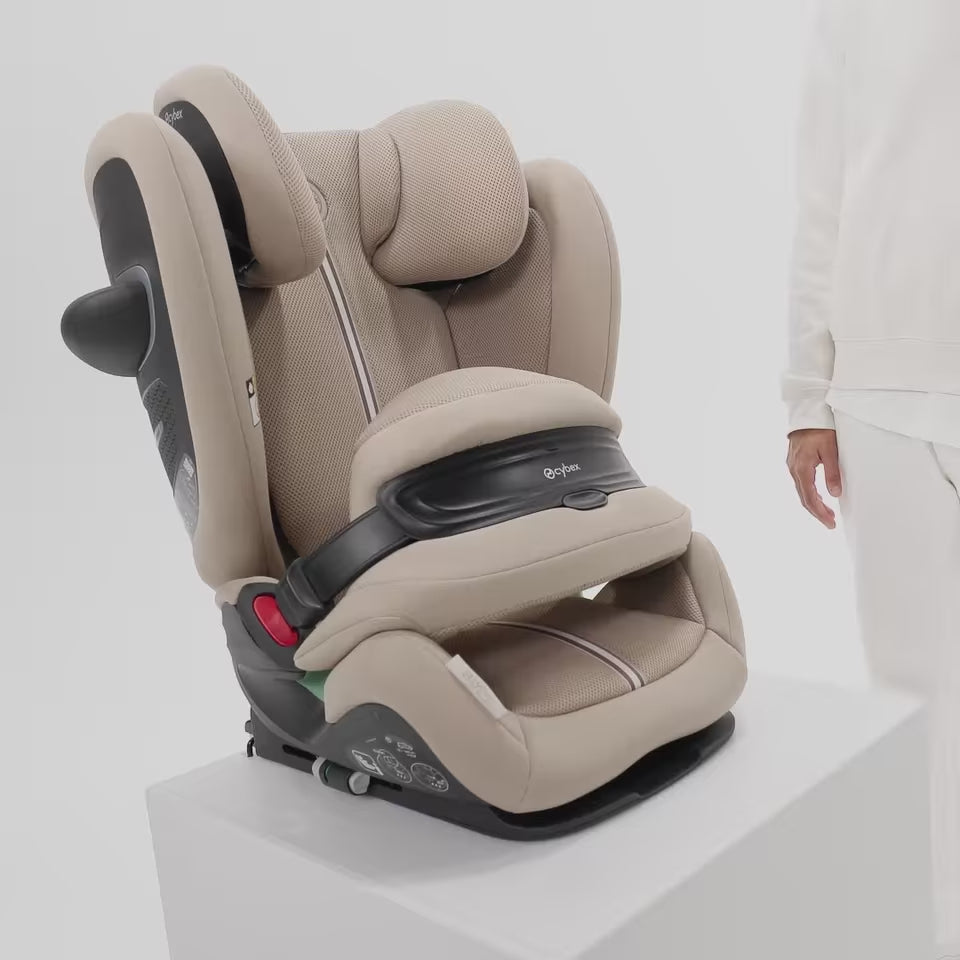 Carica video: Cybex® Seggiolino auto Pallas G3 i-Size (76-150cm) Almond Beige