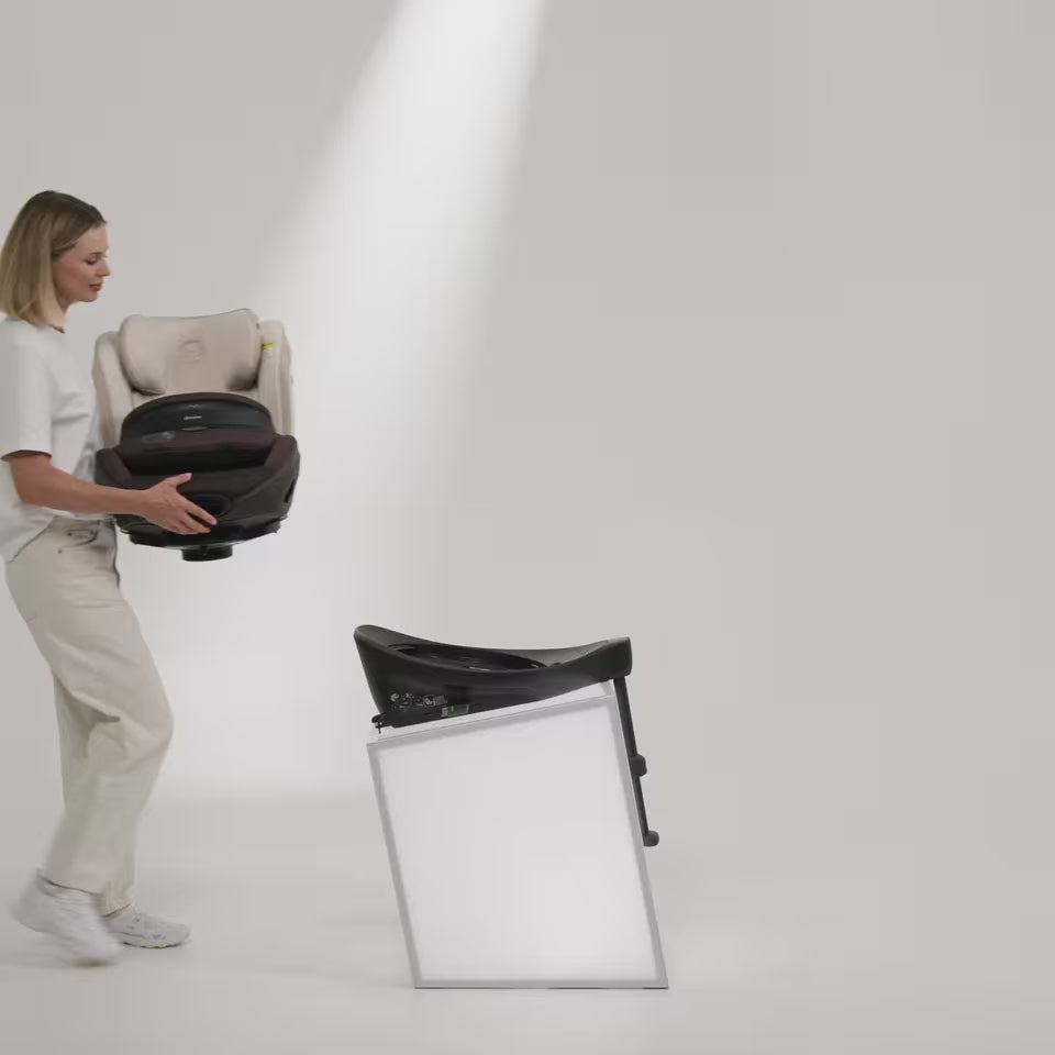 Load video: Cybex Platinum® ANORIS S Cozy Beige