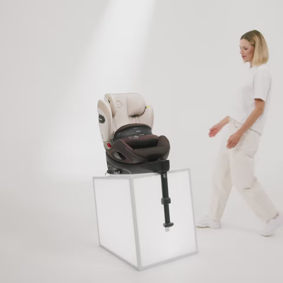 Load video: Cybex Platinum® ANORIS S Cozy Beige