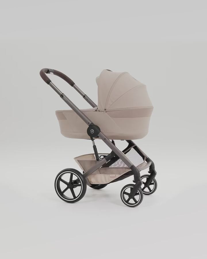Load video: Cybex® Balios™ S Lux Stroller Chocolate Brown (Taupe Frame)